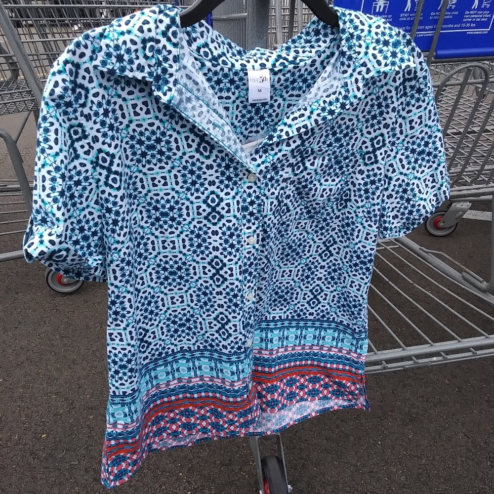 NWT East5th top